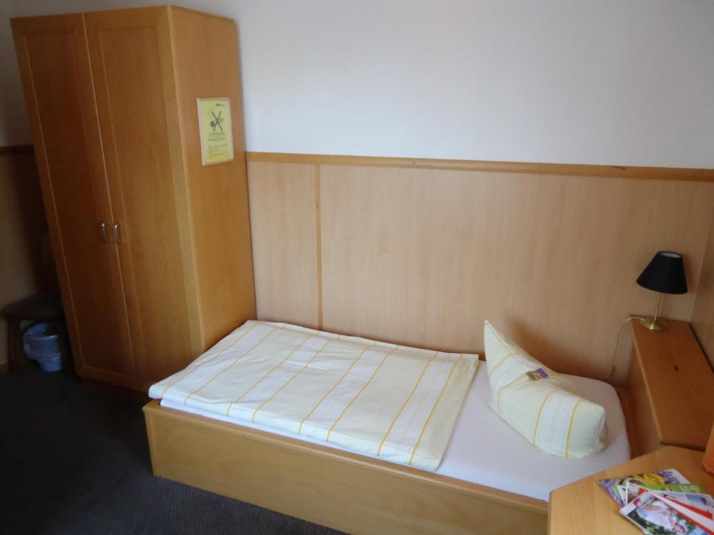 Cityhotel Maagdenburg Kamer foto